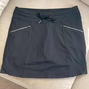 Athleta Metro Skort- XS- Sporty